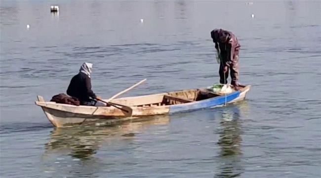 الكويت تسلم العراق 5 صيادين دخلوا مياهها الإقليمية بالخطأ