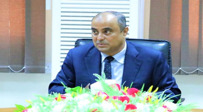 وزير المالية يناقش مع الوكلاء تنفيذ آليات تطوير العمل بالوزارة