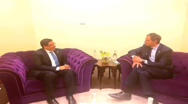 بن مبارك يبحث مع نظيره الهولندي سُـبل تعزيز وتطوير العلاقات الثنائية بين البلدين الصديقين