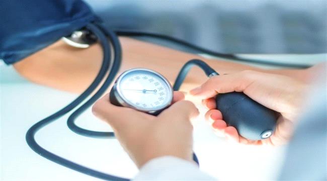اختلاف مستوى ضغط الدم في اليدين ينذر بمرض خطير