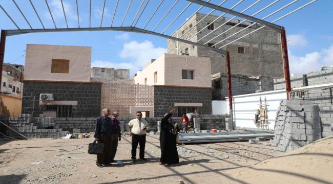 إدارة التلال تطلع على أعمال بناء الصالة والمحلات الخاصة بالنادي