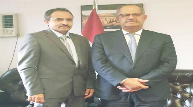 السفير مجور يلتقي قيادة الجالية اليمنية بسويسرا 