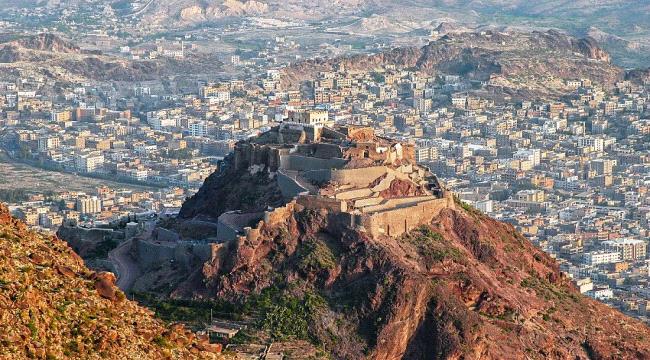 اليمن.. إصابة 5 مدنيين بينهم طفلين وأمرأة بقذائف الحوثيين في تعز