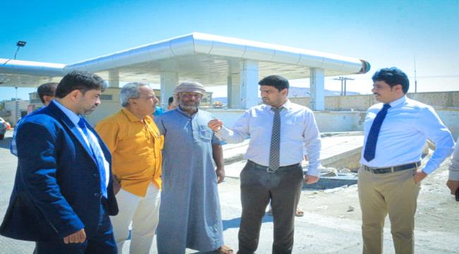 المدير العام التنفيذي لشركة النفط يزور فرع وادي حضرموت ويطلع على المشاريع المزمع تنفيذها 