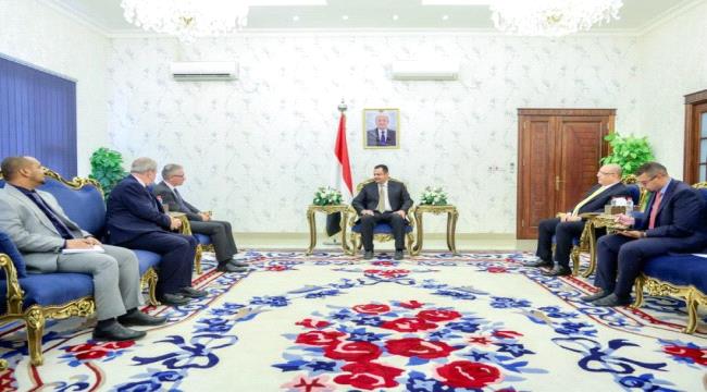 رئيس الحكومة يستقبل مدير مكتب اليونيسيف الجديد لدى اليمن