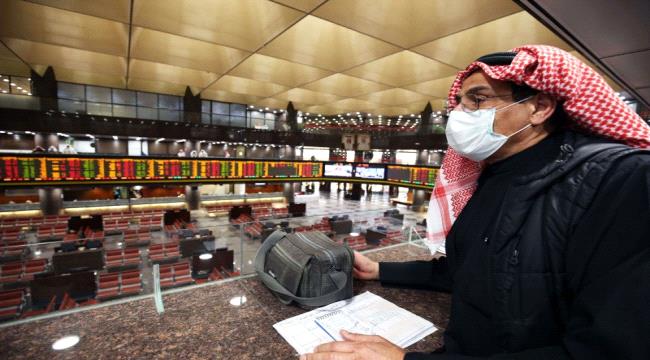 دول الخليج توقف إفراطها في الاقتراض وتشتري ديونها