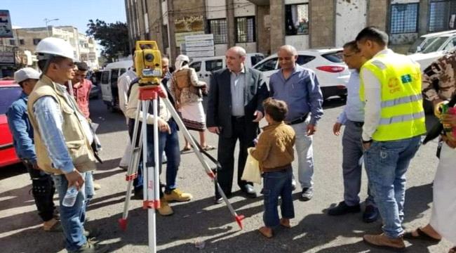 وكيل أول محافظة تعز يدشن مشاريع تأهيل أنظمة الصرف الصحي في مديريات المدينة 