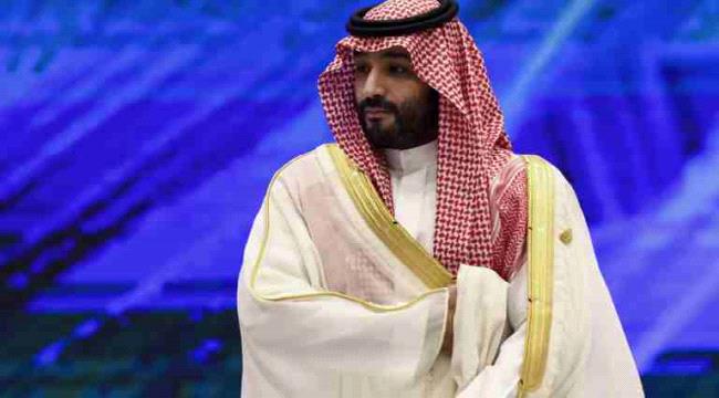 شاهد احتفال الأمير بن سلمان بعد فوز السعودية التاريخي على الأرجنتين