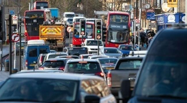 لندن تفرض رسوماً على سائقي السيارات الملوثة للبيئة