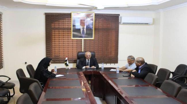 الشرجبي يبحث مع شركة PWT الألمانية أسباب تعثر مشروع معالجة المياه العادمة