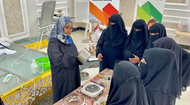 اختتام دورة تدريبية بالزراعة المُرَاعية للتغذية في عدن