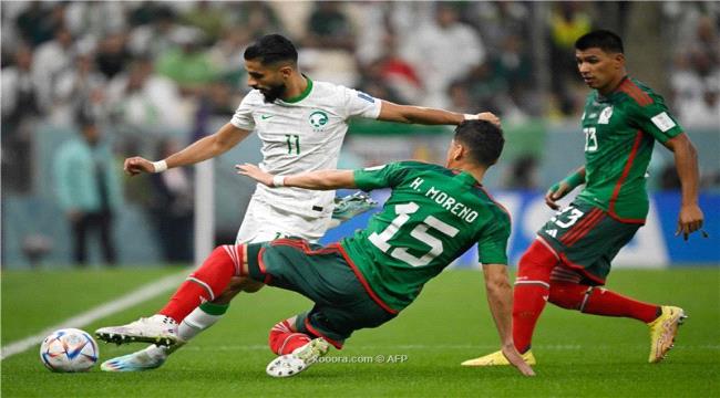 المكسيك يبدد حلم السعودية بالتأهل والمنتخبان يودعان المونديال