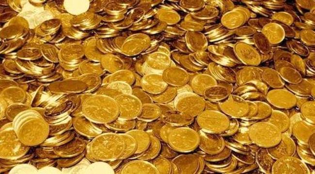 زوجان يعثران على كنز بطريقة غير متوقعة