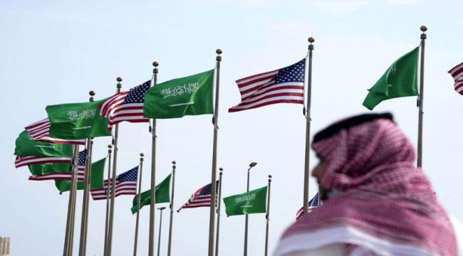غرور وتهديدات لا تنتهي.. السعوديون يراقبون هستيريا الإعلام الأميركي ضد بلادهم