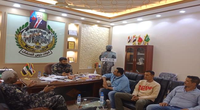 قائد حرس المنشآت يشيد بجهود مركز مدنيين في ظل الصراع (سيفيك)