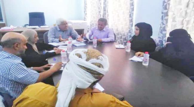 مدير عام التواهي يلتقي مجموعة مشاورات عدن لبحث سبل التعاون المشترك فيما بينهم