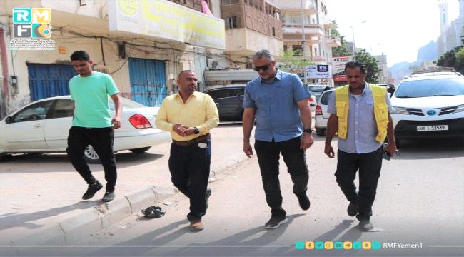 عدن.. الماس يزور سير الأعمال الجارية بشارع السواعي