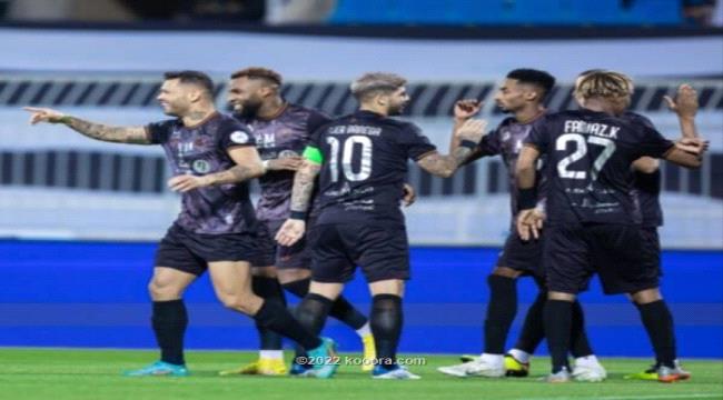 الشباب يتمسك بصدارة دوري روشن السعودي بفوز كبير على الخليج