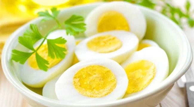 لإنقاص وزنك بسرعة.. ابدأ يومك بالبيض والبروتين