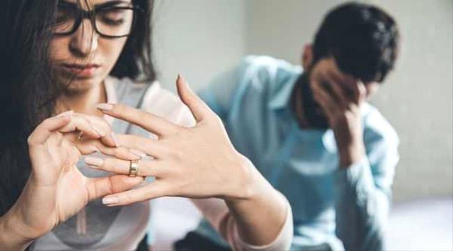 بسبب «الخيانة» وقلة الاندماج .. الطلاق يعصف بأزواج عرب في أوروبا