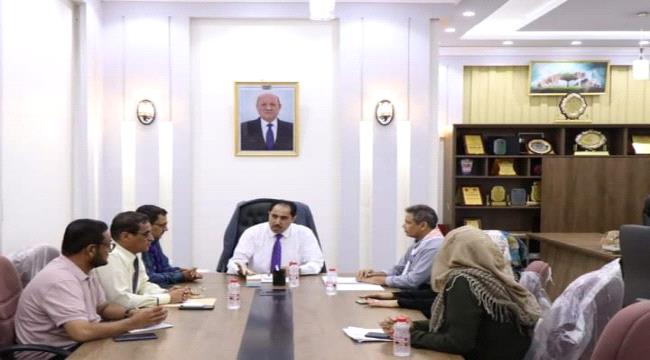اليمن.. وزير الشباب والرياضة يبحث مع الكشافة والمرشدات تفعيل عمل المفوضية