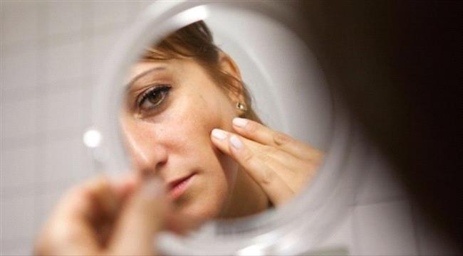 التغذية غير الصحية تظهر على الوجه