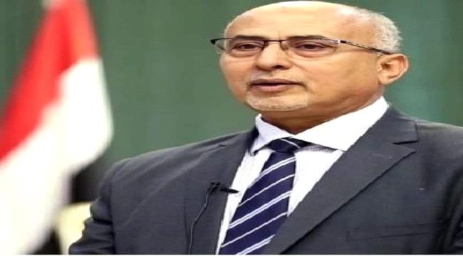 وزير يمني سابق: هجوم أبين يؤكد التنسيق المشترك بين القاعدة والحوثي