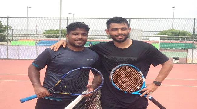 البطل اليمني محمد سيف بطل بطولة رواد التنس بصلاله
