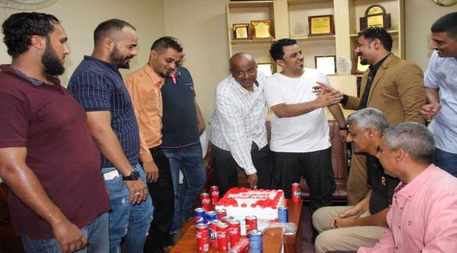 عدن ...مكتب الشباب والرياضة يكلف لجنة مؤقتة لإتحاد القوة والمصارعة الذراعين " الرست " 