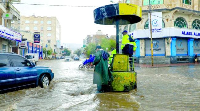 السيول تغرق شوارع صنعاء والحوثيون يتجاهلون معاناة السكان