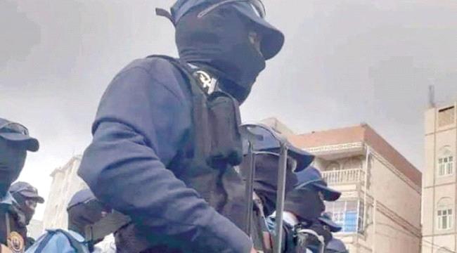 الحوثيون يستنفرون مسلحين مقنعين في إب لقمع السكان