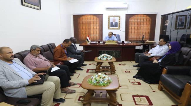 وزير الصحة اليمني يلتقي الأمين العام لمنظمة العون الإنساني