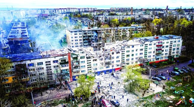 باخموت مدينة أشباح.. روسيا تتقدم وكييف تستقدم مقاتلين
