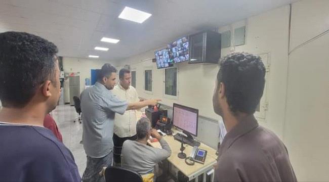 العاقل والوليدي يتفقدان الجاهزية الفنية لمحطات كهرباء عدن