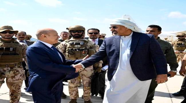 الرئيس العليمي يغادر عدن في إجازة خاصة