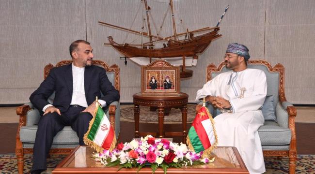 وزير خارجية إيران يبحث في عُمان ملفات دولية وإقليمية