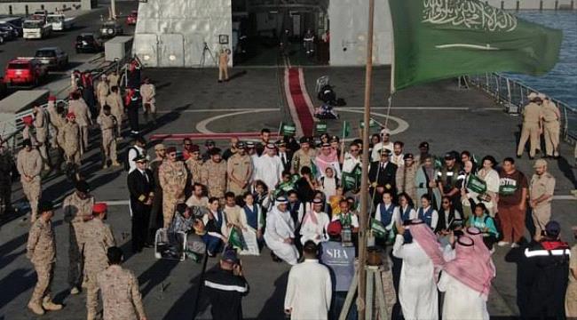 خلال ساعات... استقبال 239 مواطنا يمنيا في جدة قادمين من السودان
