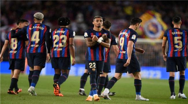 برشلونة يكتفي برباعية في مرمى بيتيس ويقترب من حسم لقب الليجا