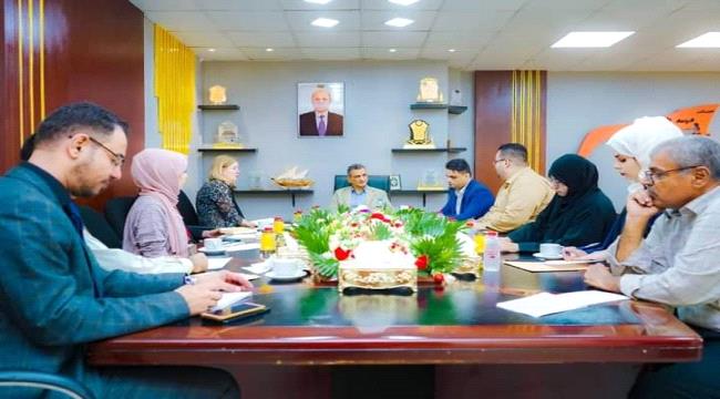 محافظ عدن يبحث مع نائب السفير الهولندي جُملة من القضايا المحلية وسُبل معالجتها 