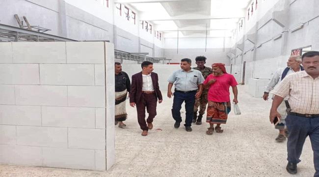 مسالخ عدن تنفذ حملة تفتيش وتفرض غرامات على المخالفين