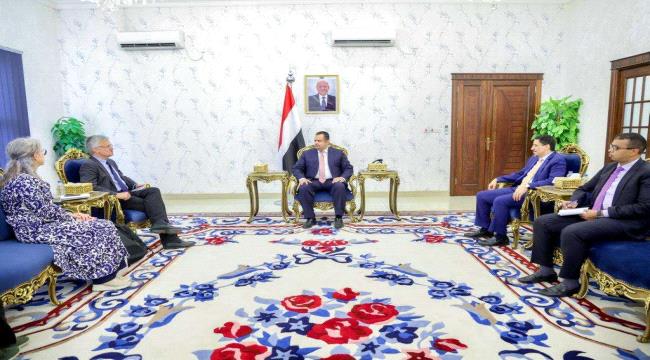 ما حقيقة تقديم وزراء جنوبيين استقالاتهم من الحكومة اليمنية 