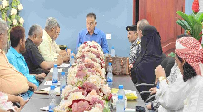 الجاوي يتراس الإجتماع الشهري للمكاتب التنفيذية في المعلا