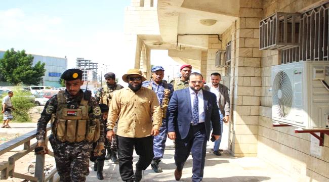 افتتاح مركز الفروسية والهجن في عدن