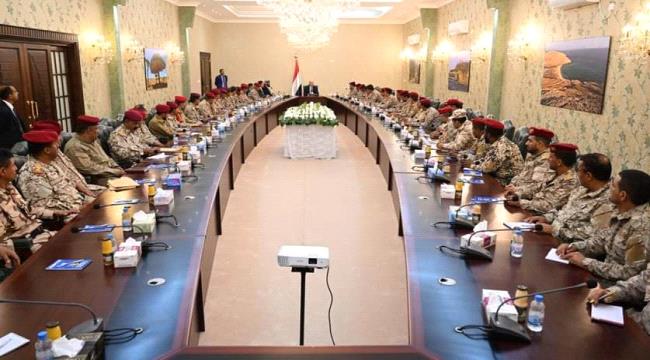 الجيش والقضاء في حضرة «العليمي» و «المحرمي» بقصر معاشق