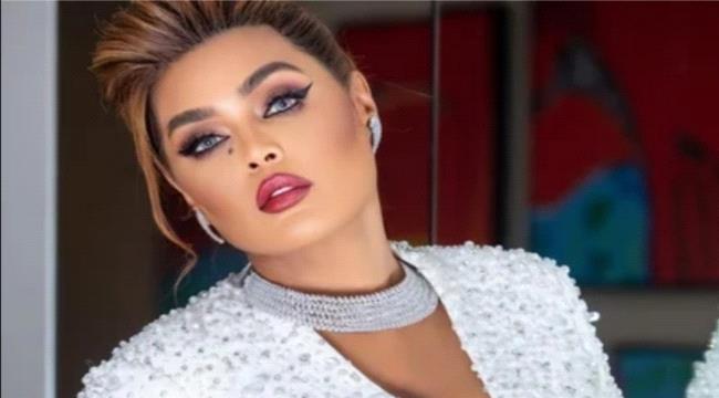 لقاء حميمي ومزاح عفوي بين وعد وعلي عبد الكريم