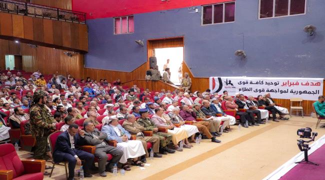 قيادة المقاومة الشعبية في تعز تعقد لقاءاً موسعاً وتقر أولويات  المرحلة