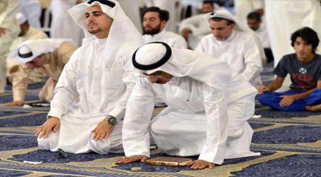 مقترح بإغلاق المحلات وقت صلاة الجمعة يثير الجدل