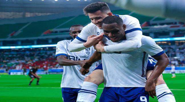 الهلال السعودي يستعرض أمام الدحيل القطري ويتأهل لنهائي دوري أبطال آسيا