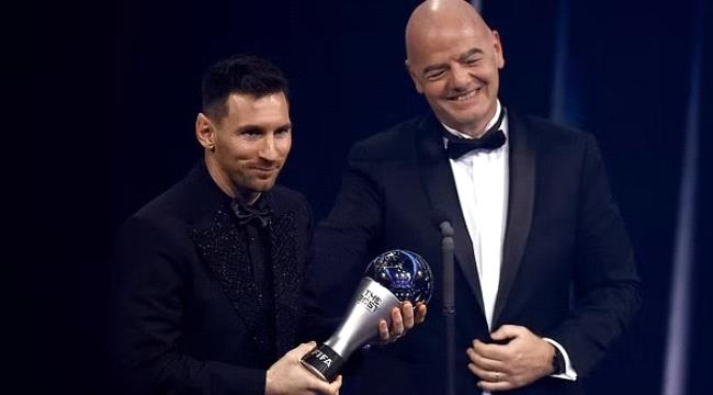 ميسي يتوج بجائزة أفضل لاعب في العالم THE BEST