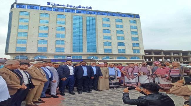 السقاف يفتتح فندق روز عدن٢ ويوجه الدعوة لكافة المستثمرين للنهوض بالعاصمة عدن